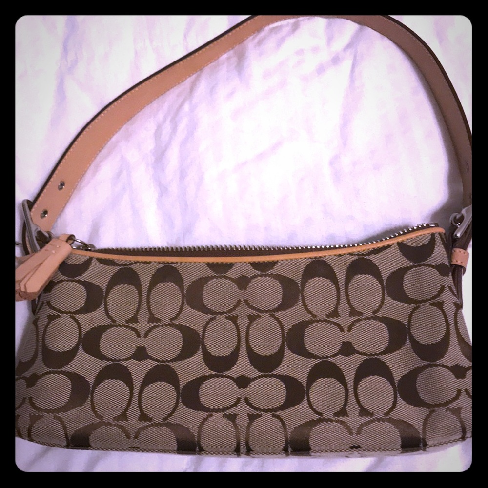 Like New Authentic Small Coach Shoulder Bag